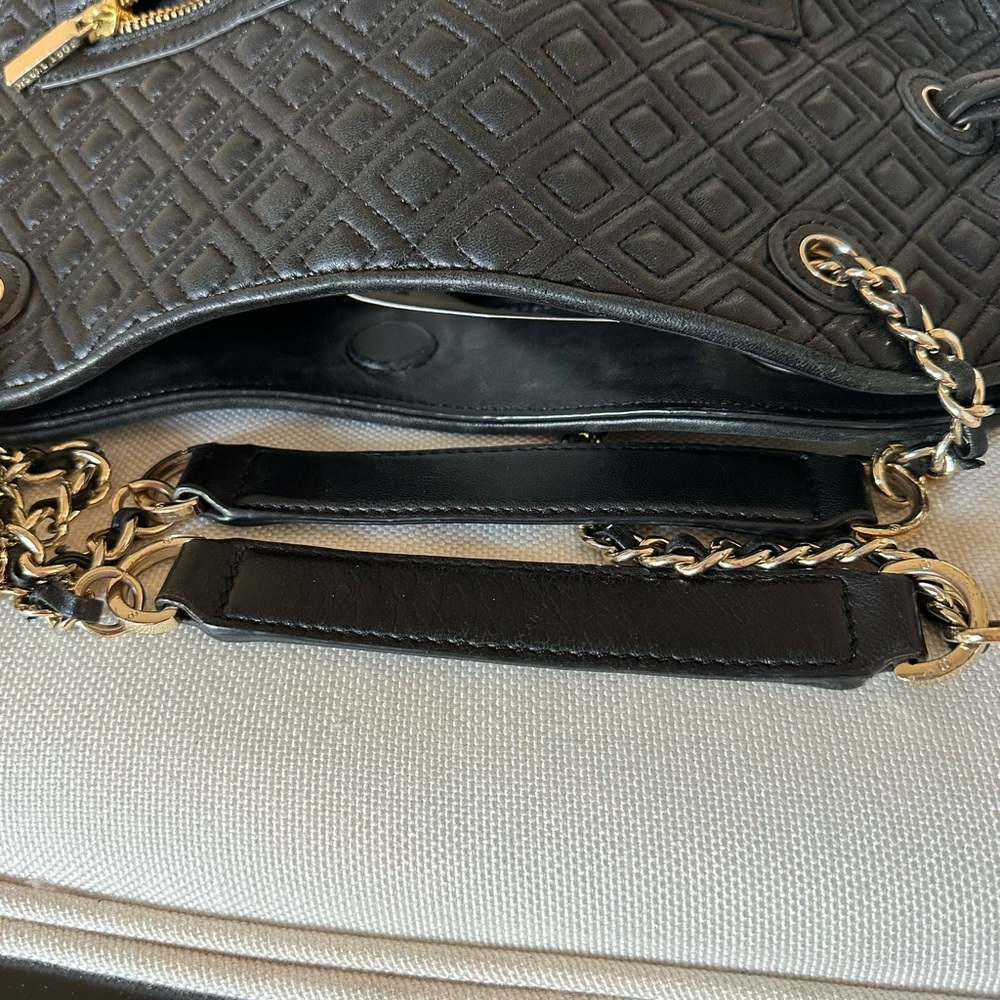 Authentic Tory Burch - Picture 9 of 16